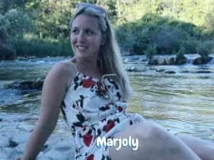 Marjoly Coquine Avenue