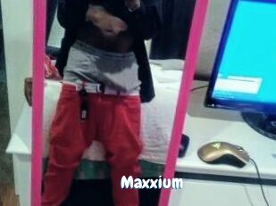 Maxxium