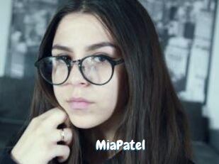 MiaPatel Coquine Avenue