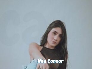Mia_Connor