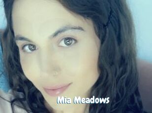 Mia_Meadows