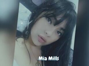 Mia_Mills