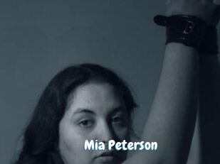 Mia_Peterson