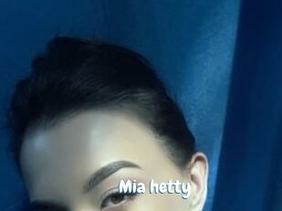 Mia_hetty