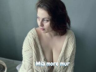 Mia_more_mur