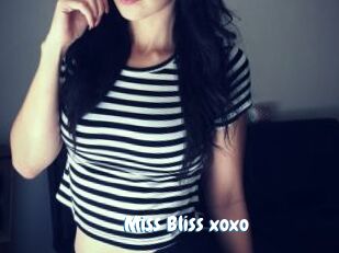 Miss_Bliss_xoxo Coquine Avenue