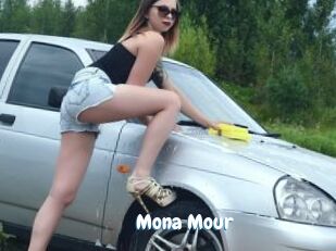 Mona_Mour