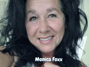 Monica_Foxx