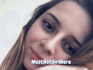 MostHotGirlHere Coquine Avenue