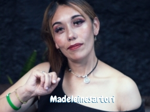 madeleinesartori Coquine Avenue