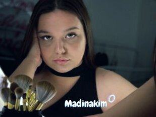 madinakim Coquine Avenue