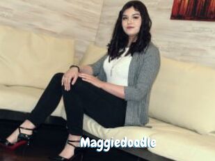 maggiedoodle Coquine Avenue