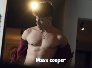 maxx_cooper Coquine Avenue