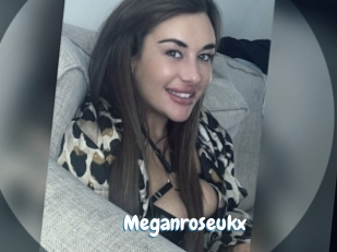 meganroseukx Coquine Avenue