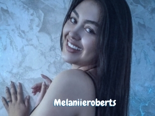 melaniieroberts Coquine Avenue