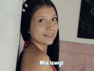 mia_lewys Coquine Avenue