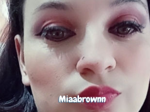 Miaabrownn