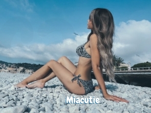 Miacutie