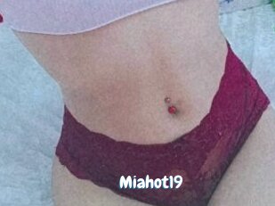 Miahot19