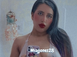 Miajjones28