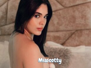 miascotty Coquine Avenue