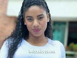Miaxxbrawnn