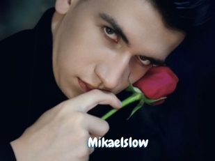 mikaelslow Coquine Avenue