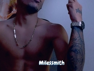 milessmith Coquine Avenue