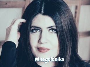 missgoldnika Coquine Avenue