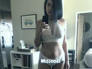 Miss_noel
