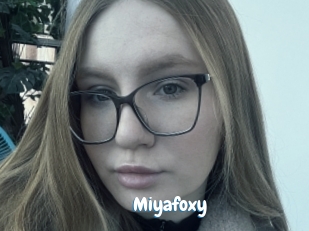 miyafoxy Coquine Avenue