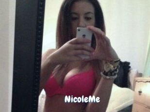 NicoleMe