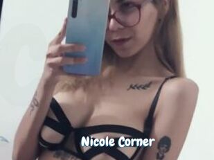 Nicole_Corner Coquine Avenue