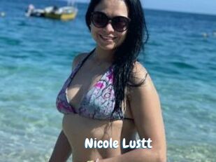 Nicole_Lustt Coquine Avenue