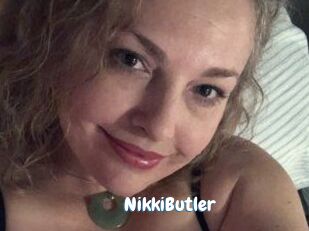 Nikki_Butler Coquine Avenue