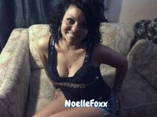 Noelle_Foxx