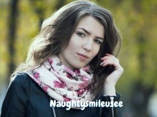 Naughtysmileusee