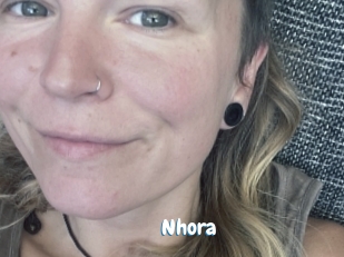 nhora Coquine Avenue