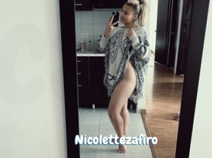 nicolettezafiro Coquine Avenue