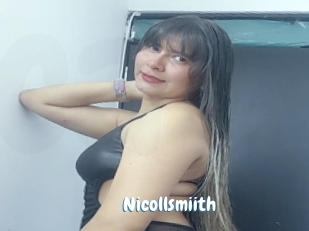 nicollsmiith Coquine Avenue