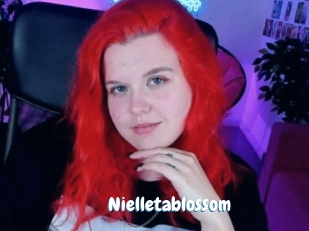 Nielletablossom