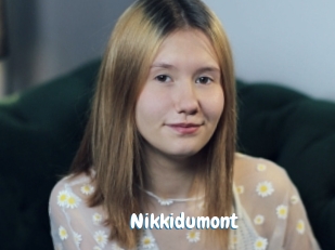 nikkidumont Coquine Avenue