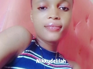 nikkydelilah Coquine Avenue