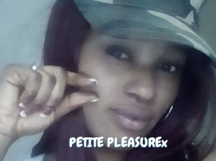 PETITE_PLEASUREx