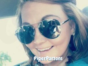 Piper_Parsons Coquine Avenue
