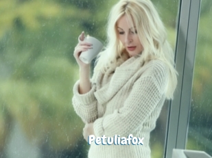 Petuliafox