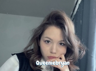 queeniebryan Coquine Avenue