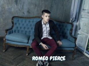 ROMEO_PIERCE Coquine Avenue