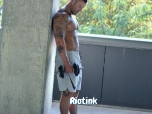 riotink Coquine Avenue