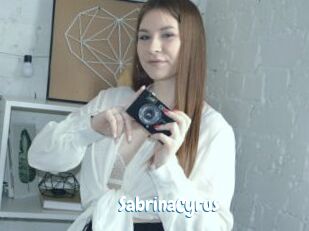 SabrinaCyrus Coquine Avenue